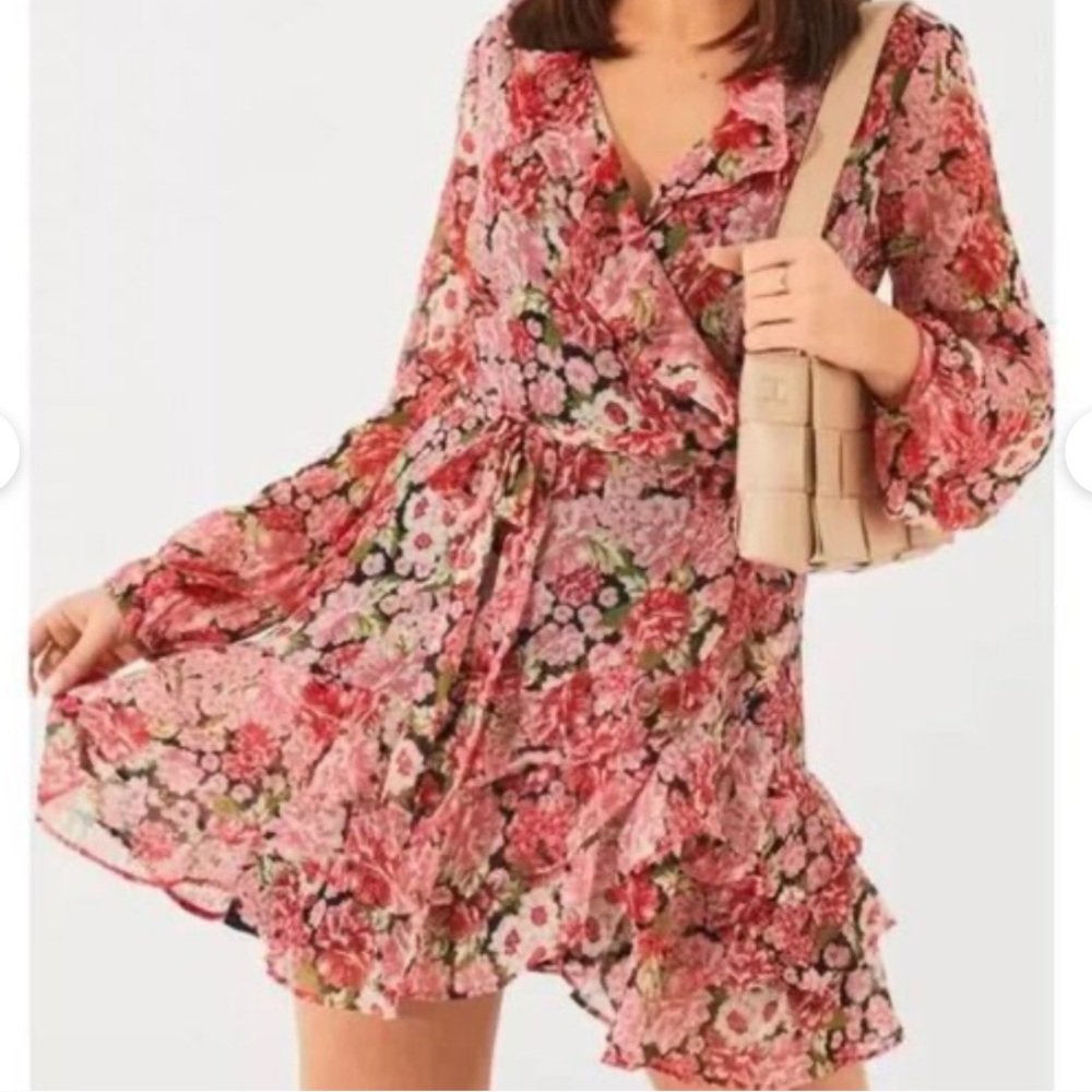 NWT Bardot Triple Frill Floral Mini Dress Pink Gardenia Size XS Spring Wedding - Picture 3 of 10